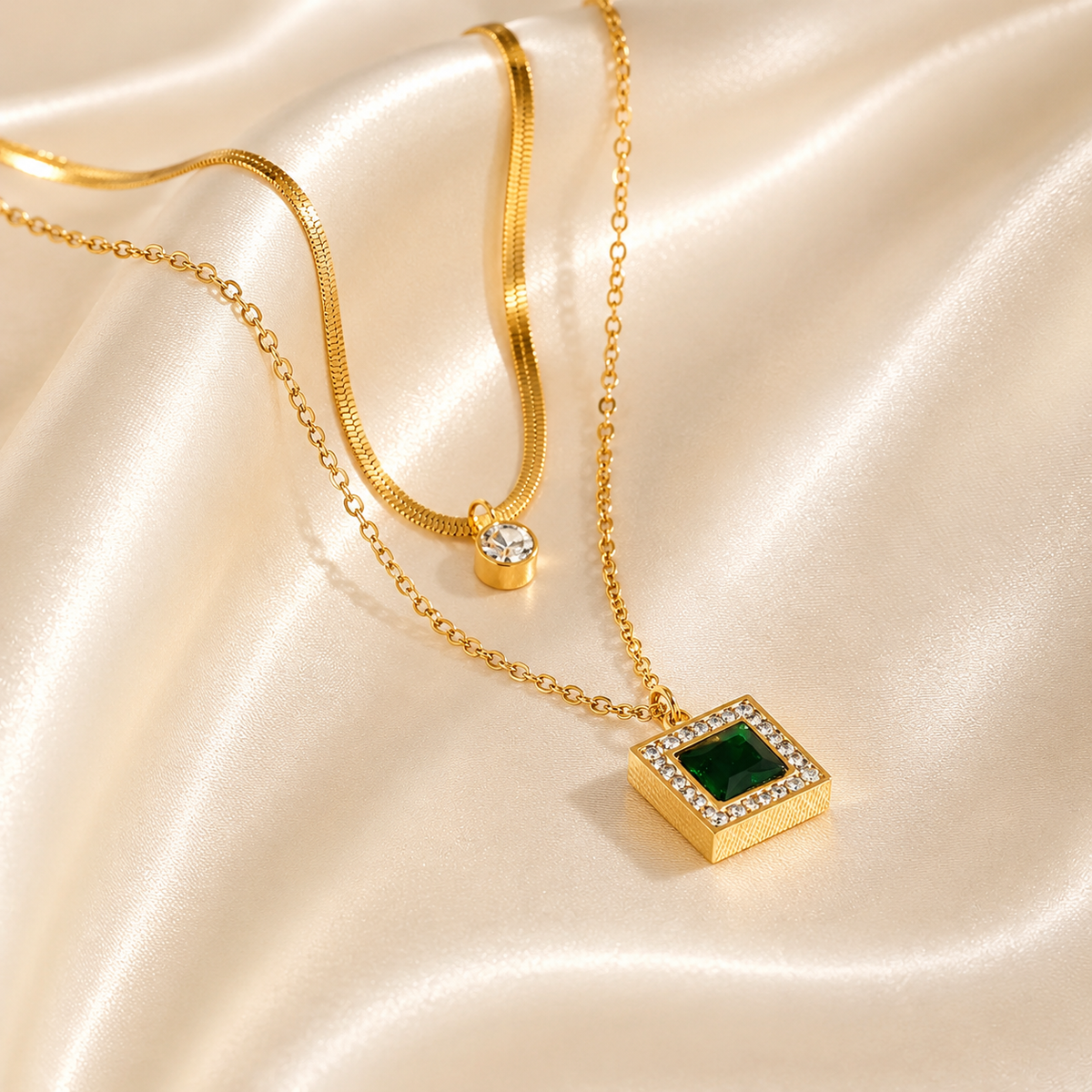 Emerald Glow Necklace