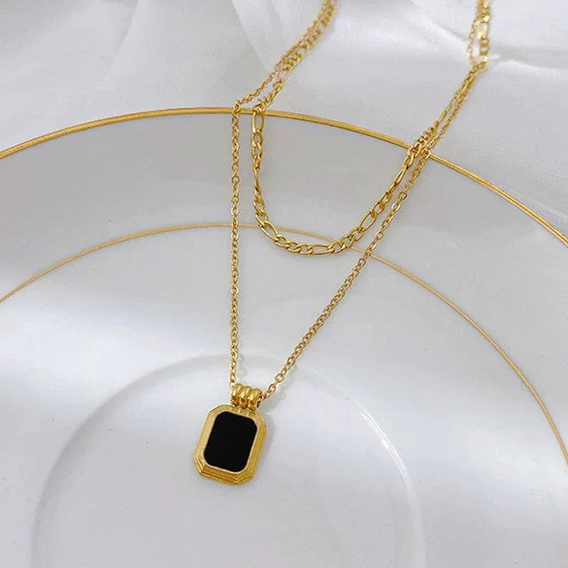 Midnight Frame Necklace